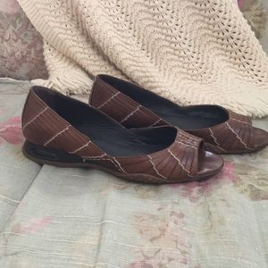 Cole Haan 7B woven leather flats, great condition